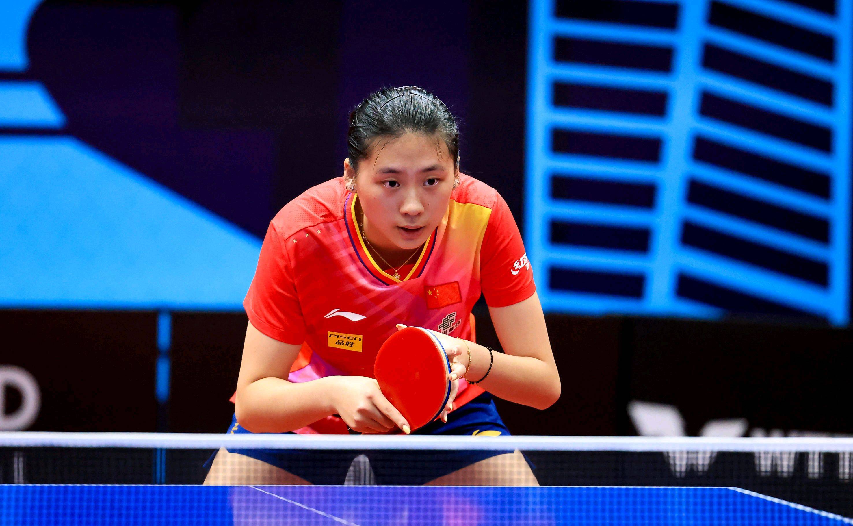 在剪彩前播 在剪彩前播