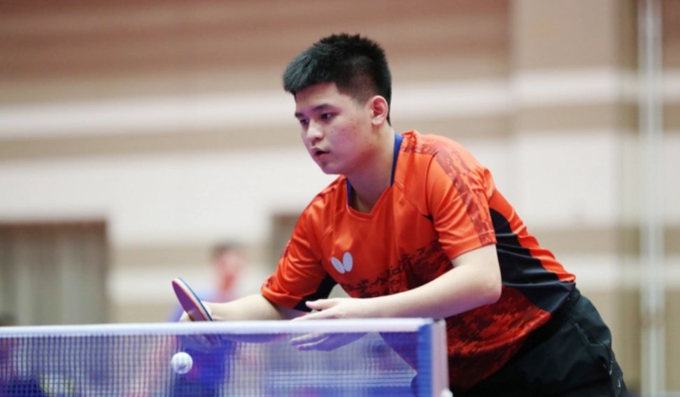 年轻人通过 年轻人通过