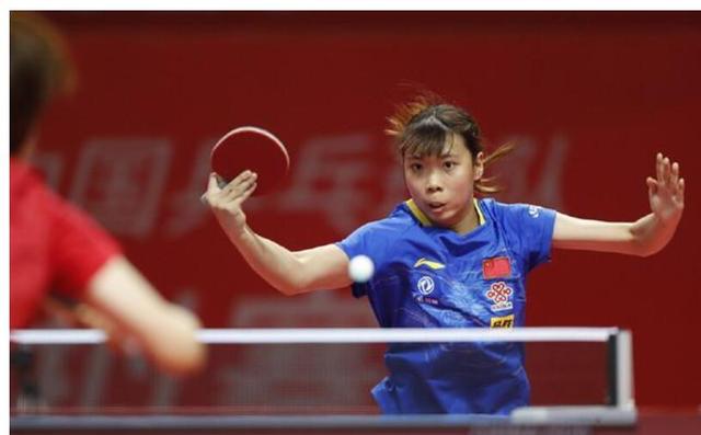 和后防线之 和后防线之